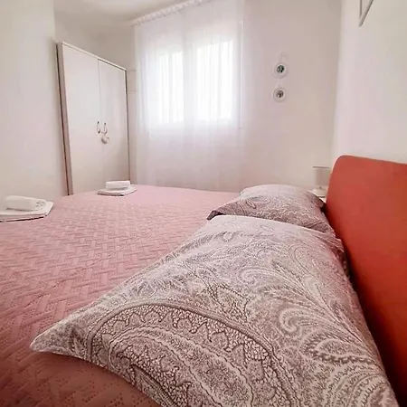 Anita Apartment *